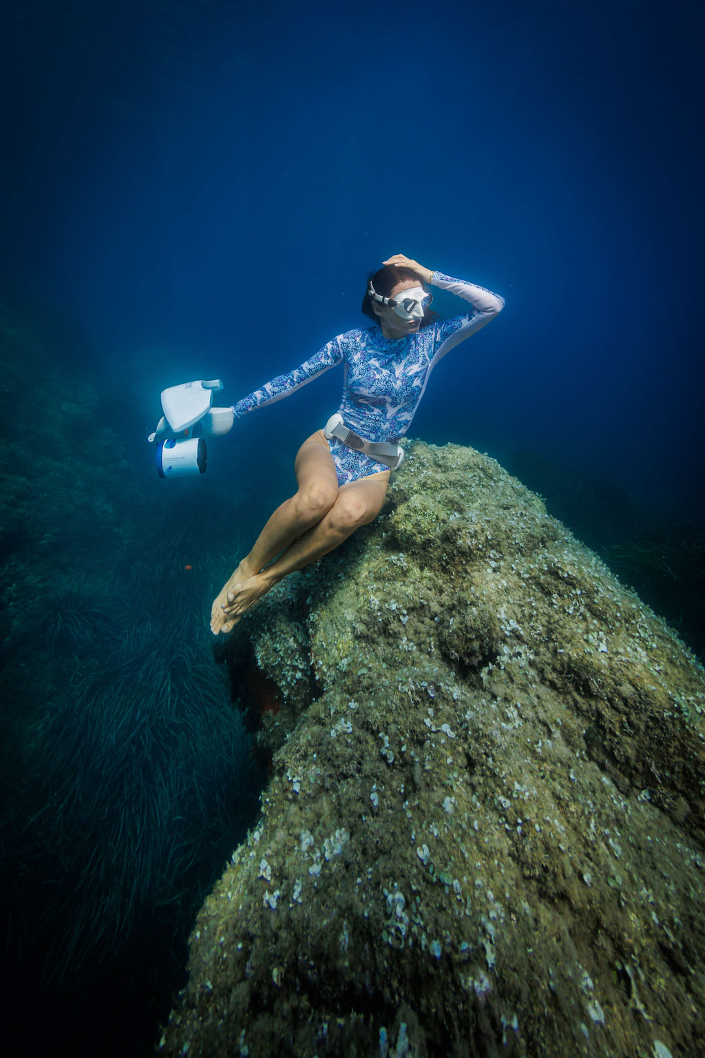 Mix Underwater Scooter 131 ft depth