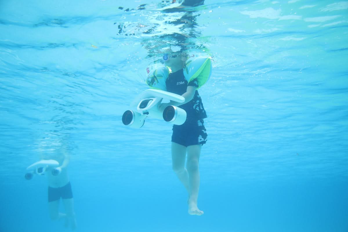 Mix Underwater Scooter 131 ft depth