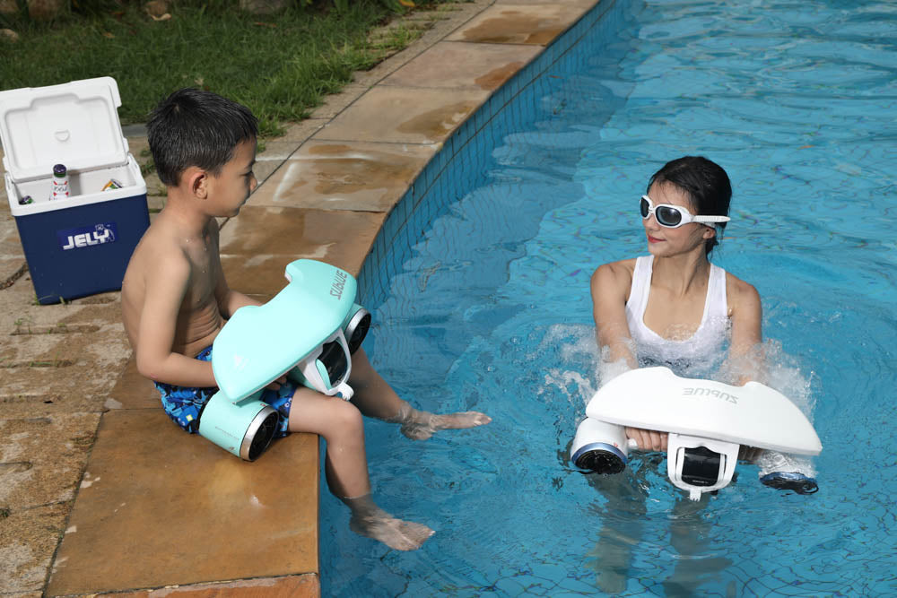 Mix Underwater Scooter 131 ft depth