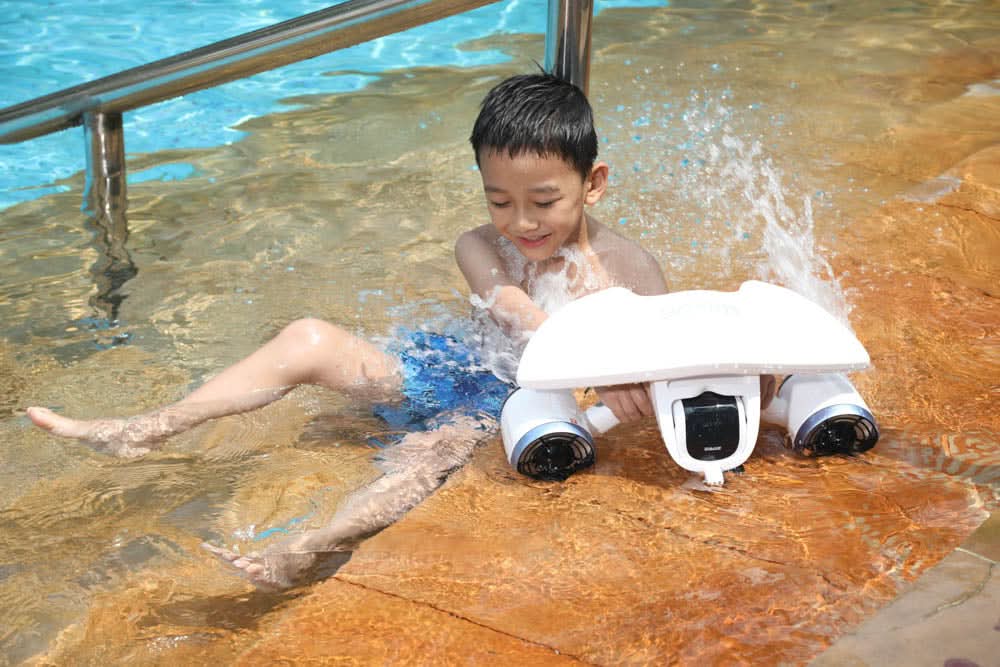Mix Underwater Scooter 131 ft depth