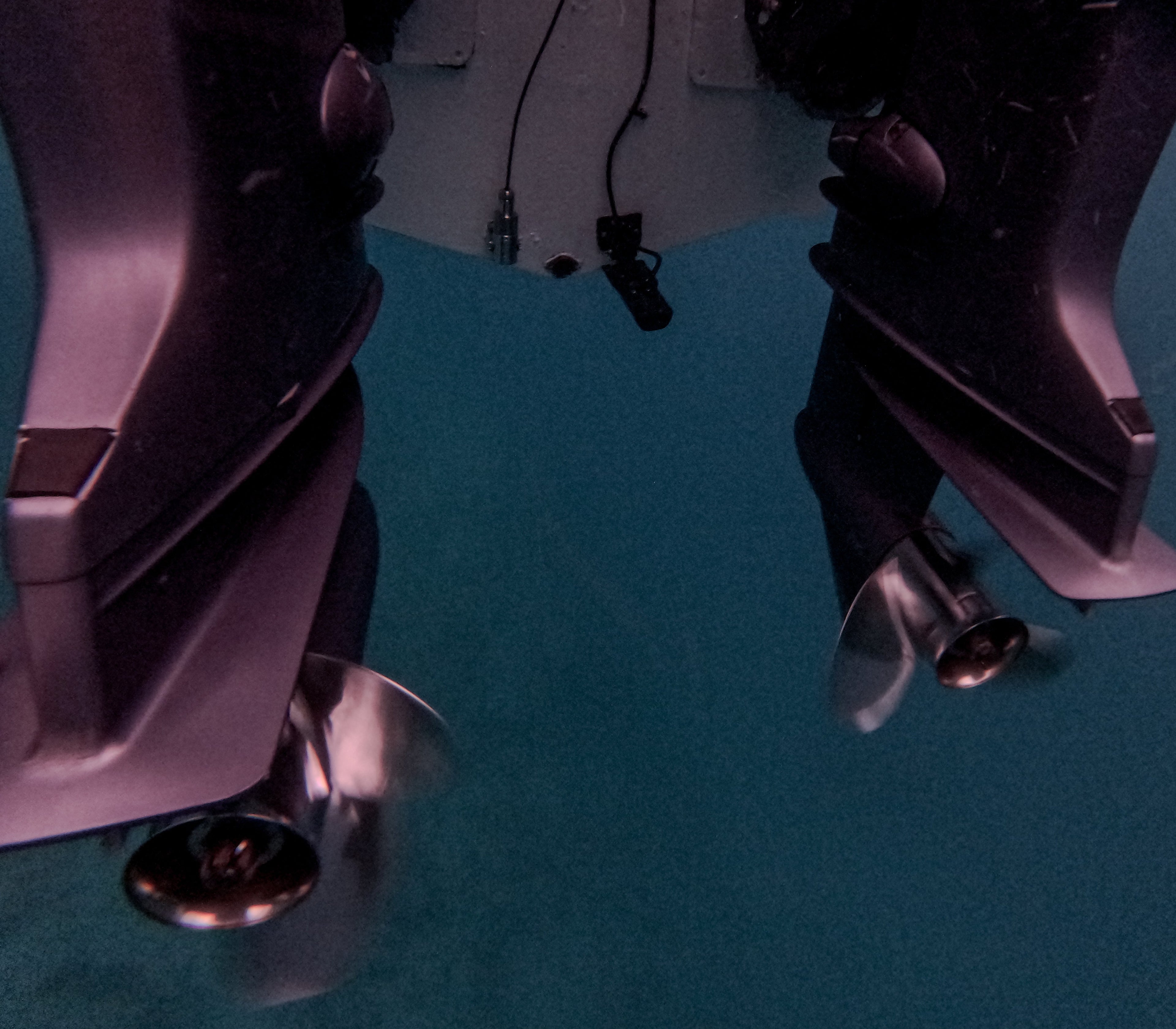Transom-Mounted Underwater Camera up to 100 meters wide angle