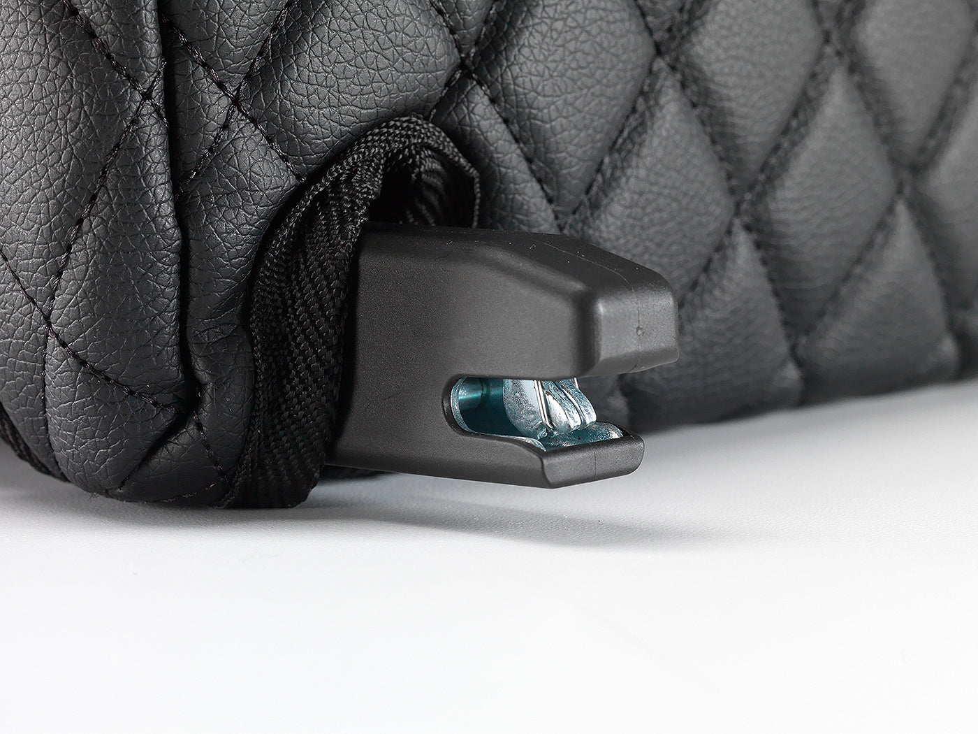 Portable Safe Opens w Fingerprint or Key