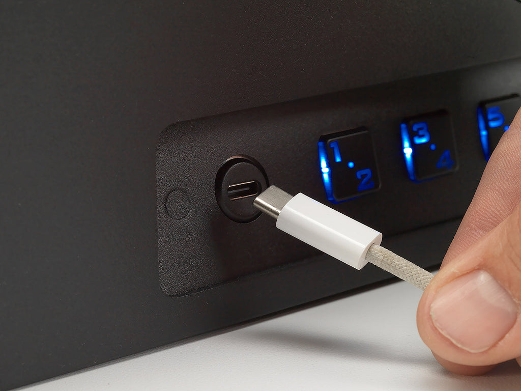 Portable Safe Opens w Fingerprint or Key
