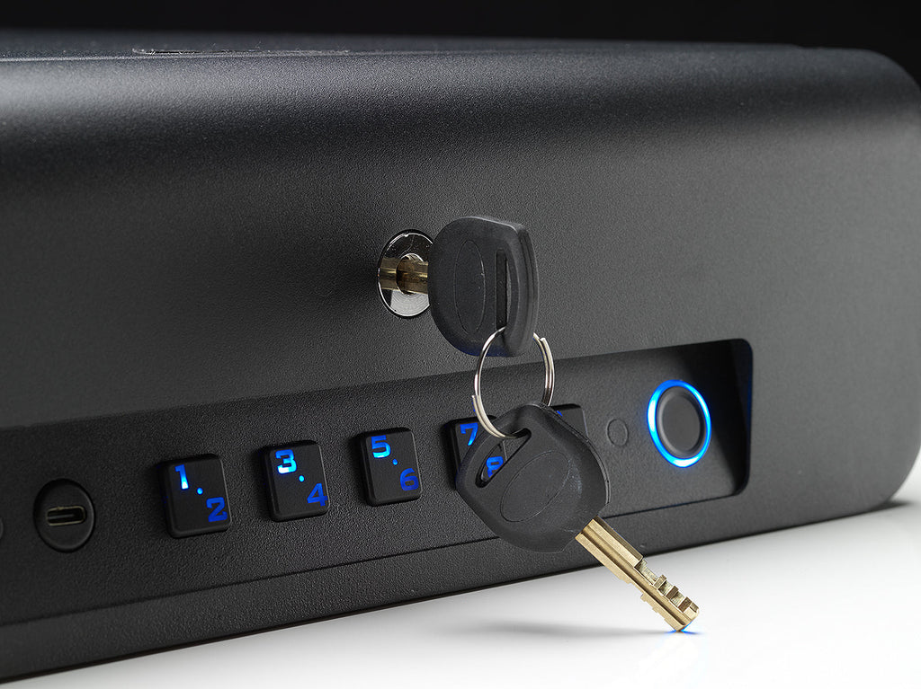 Portable Safe Opens w Fingerprint or Key